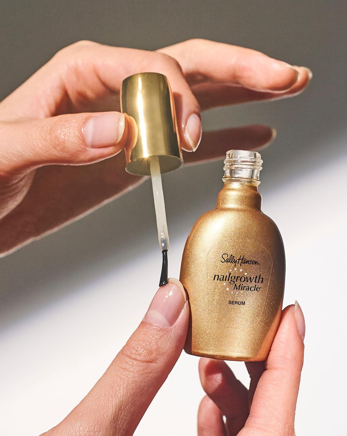 Sally Hansen Nail Treatment Nailgrowth Miracle® Growth Treatment | Infused with Soy Protein, Keratin, Collagen & Multi-V